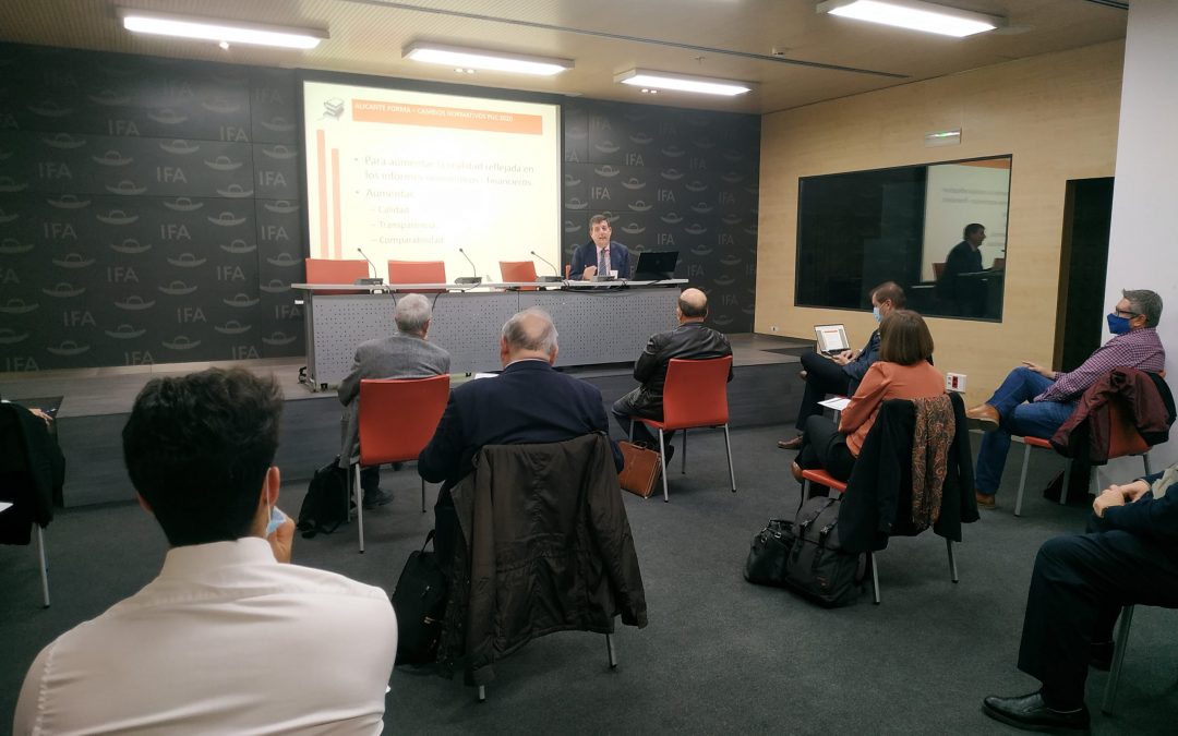 Los Auditores de Cuentas comienzan curso de formación en IFA